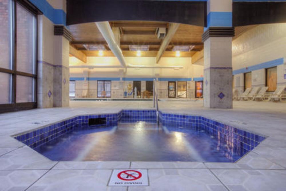 Holiday Inn Express & Suites - Southgate - Detroit Area, An Ihg Hotel Exterior foto